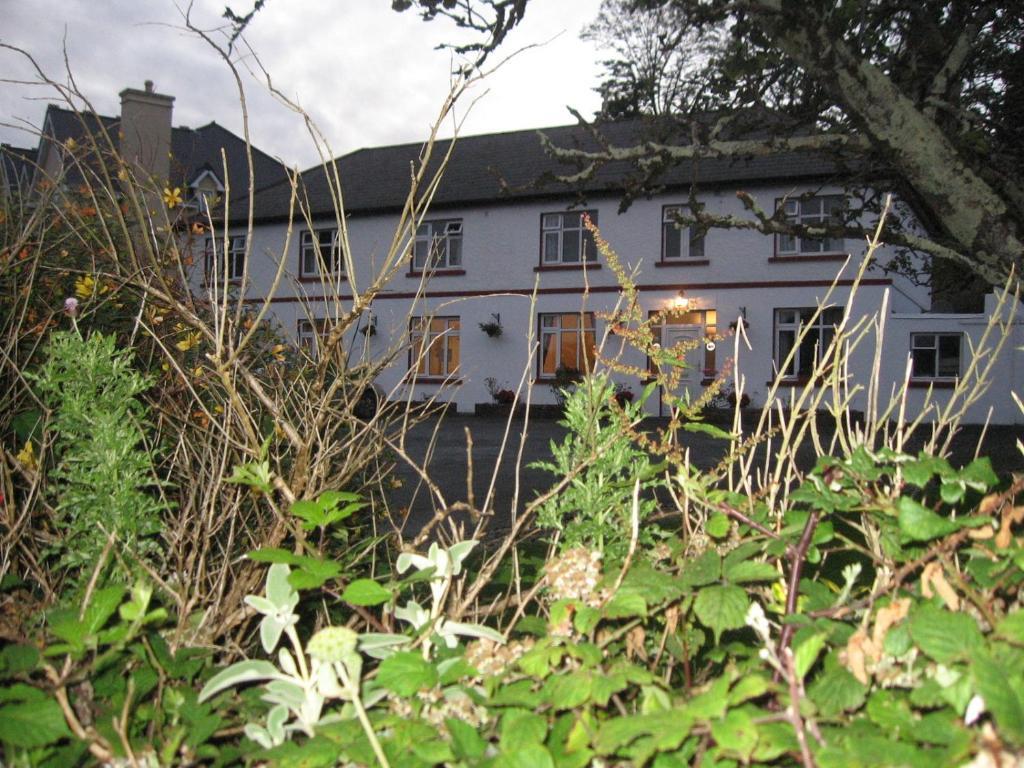Woodlawn House Hotel Killarney Exterior photo